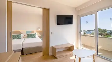 JS Portocolom Suites