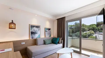 JS Portocolom Suites