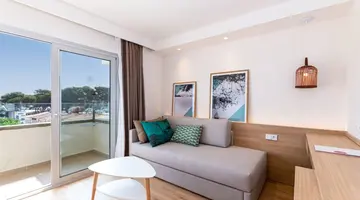 JS Portocolom Suites