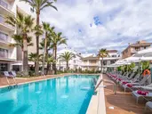 JS Yate Hotel