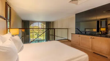 JUJU PREMIER PALACE