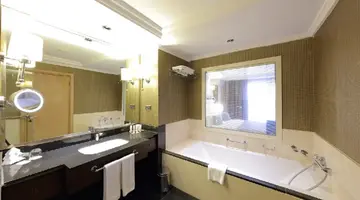 JUJU PREMIER PALACE