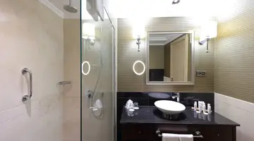 JUJU PREMIER PALACE