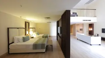 JUJU PREMIER PALACE