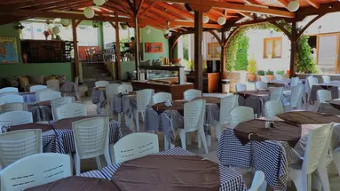 Julia Hotel