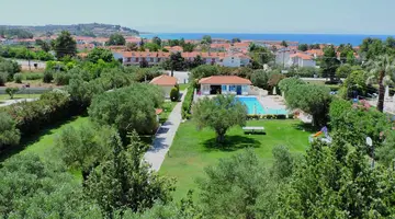 Julia Hotel