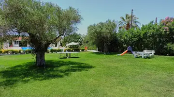 Julia Hotel