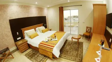 Julius Hotel