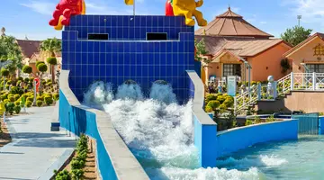 JUNGLE AQUA PARK BY NEVERLAND