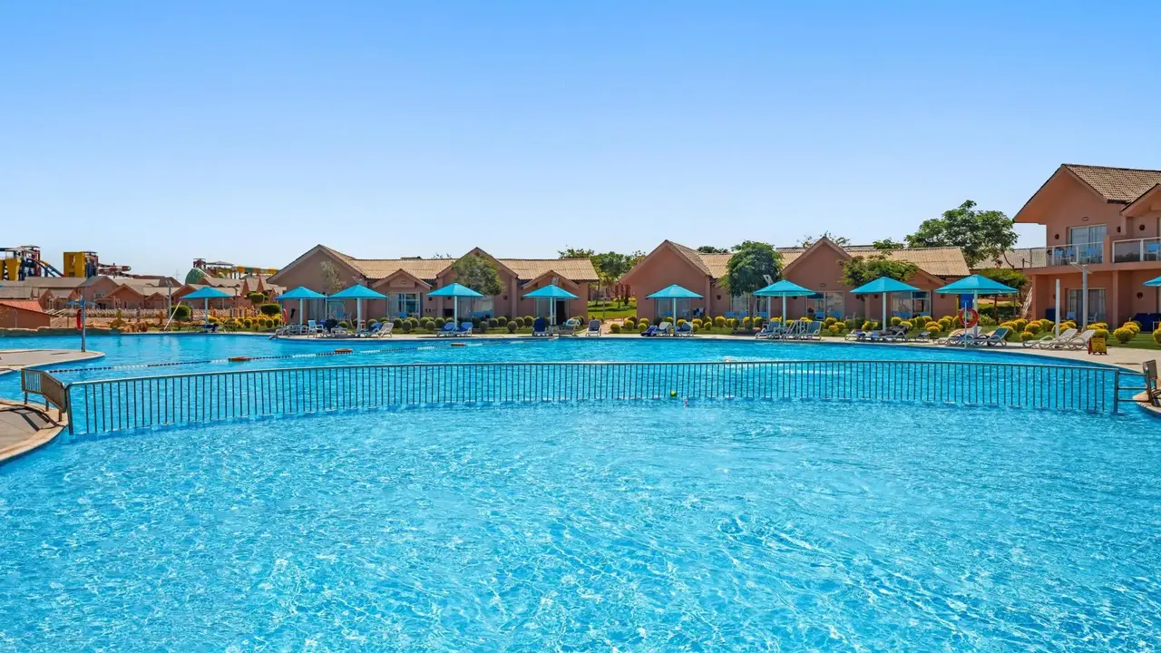 Jungle Aqua Park by Neverland ****