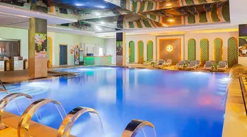 JUNGLE AQUA PARK BY NEVERLAND