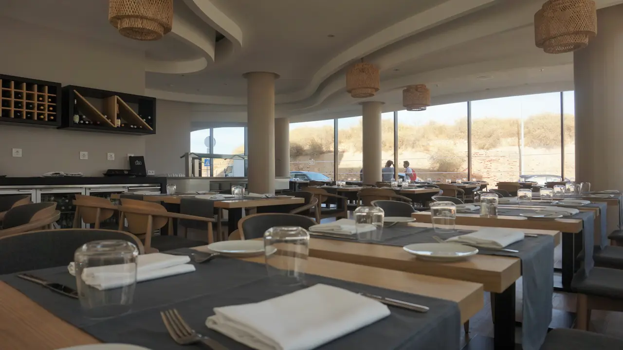 Jupiter Marina Hotel