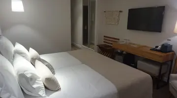 Jupiter Marina Hotel