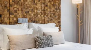 Jupiter Marina Hotel