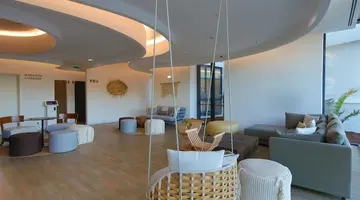 Jupiter Marina Hotel