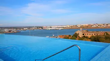 Jupiter Marina Hotel