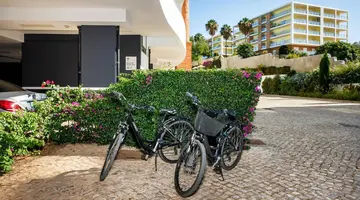 Jupiter Marina Hotel