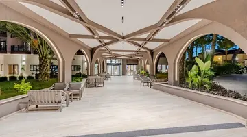 JUSTINIANO CLUB PARK CONTI