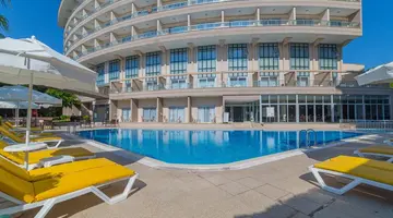 JUSTINIANO CLUB PARK CONTI