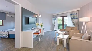 JUSTINIANO CLUB PARK CONTI