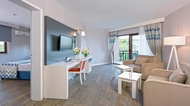 JUSTINIANO CLUB PARK CONTI