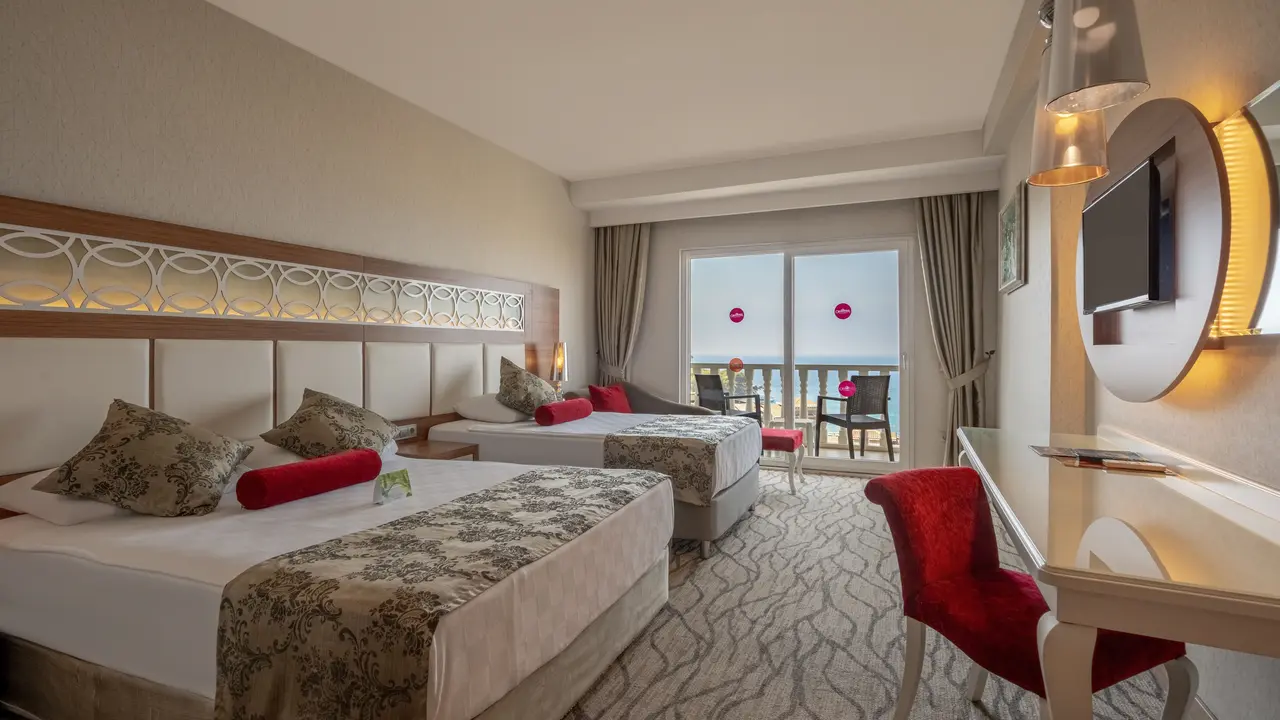 JUSTINIANO DE LUXE RESORT