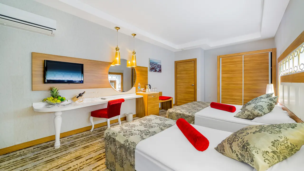 JUSTINIANO DE LUXE RESORT