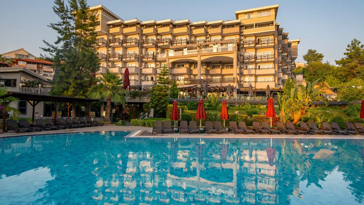 JUSTINIANO DE LUXE RESORT