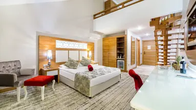 JUSTINIANO DE LUXE RESORT