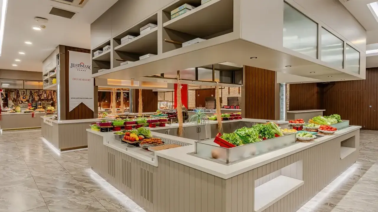 JUSTINIANO DE LUXE RESORT