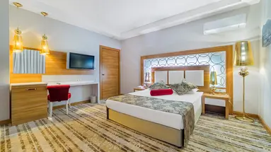 JUSTINIANO DE LUXE RESORT