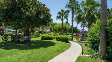 JUSTINIANO DE LUXE RESORT