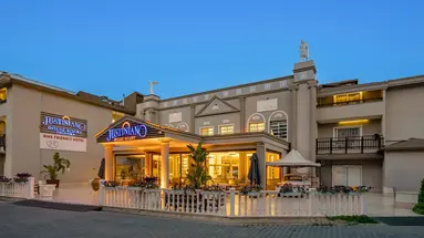JUSTINIANO DE LUXE RESORT