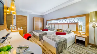 JUSTINIANO DE LUXE RESORT