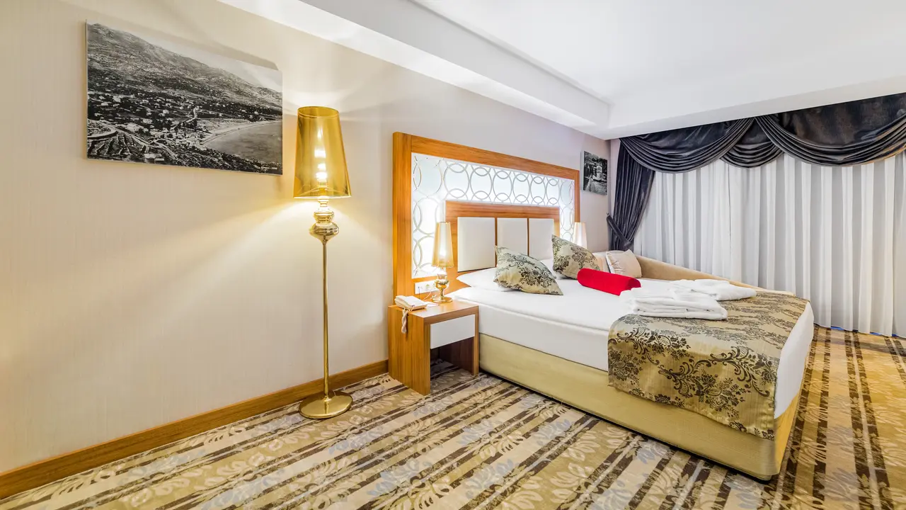 JUSTINIANO DE LUXE RESORT