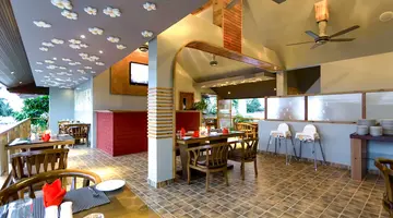Kaani Village & Spa