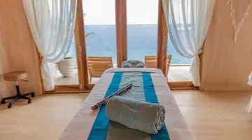 KAGI MALDIVES RESORT & SPA
