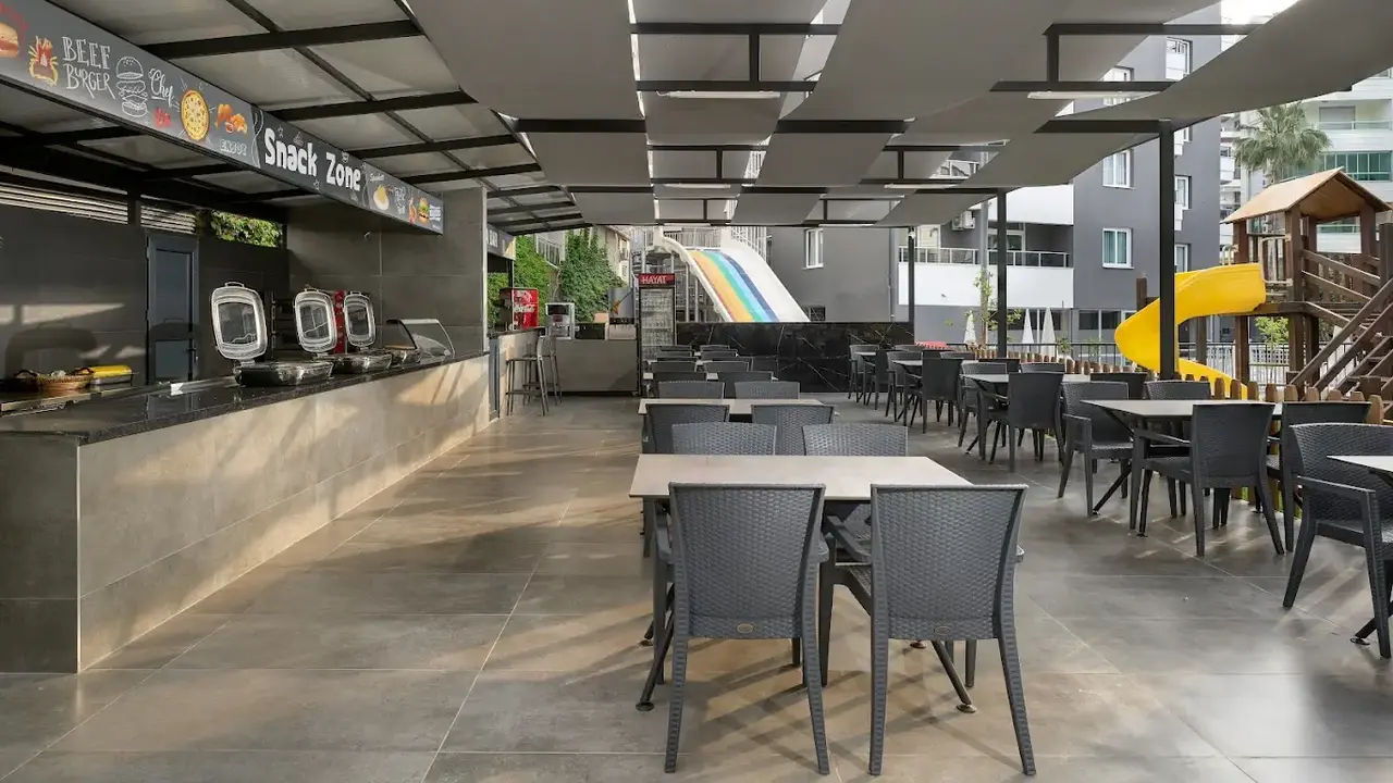 KAILA KRIZANTEM HOTEL