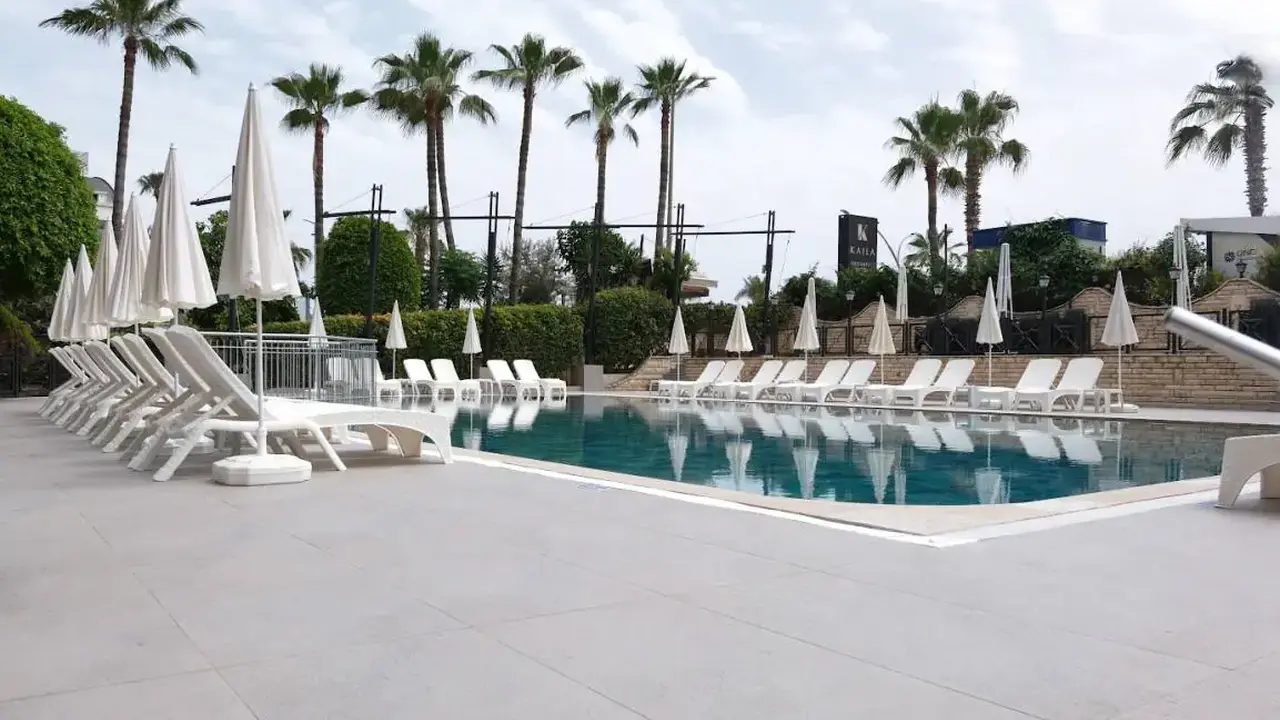 KAILA KRIZANTEM HOTEL