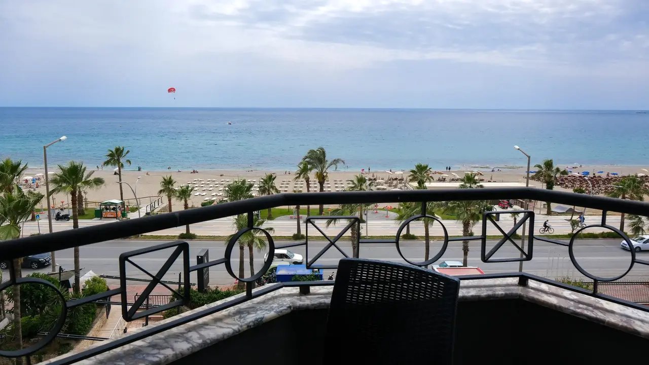 KAILA KRIZANTEM HOTEL