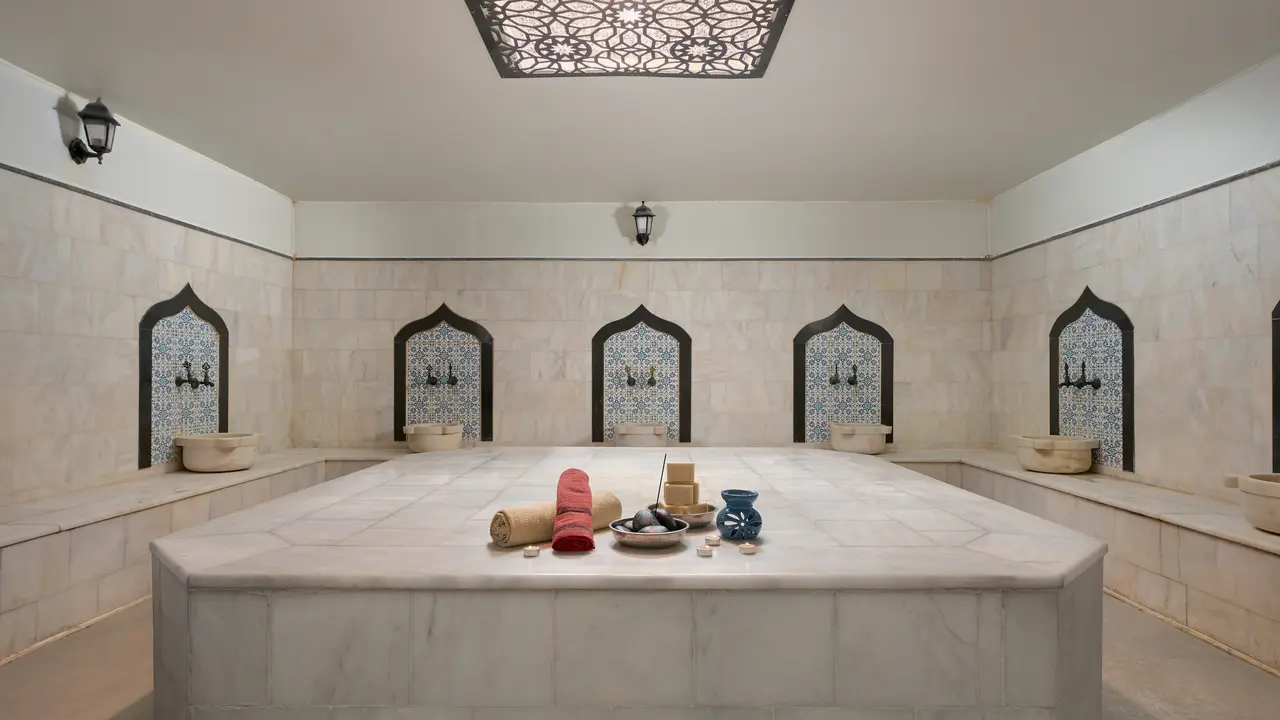 KAILA KRIZANTEM HOTEL