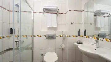 KAILA KRIZANTEM HOTEL