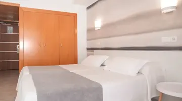 KAKTUS Hotel Volga