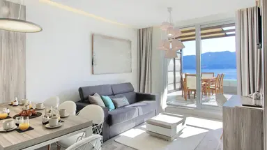 Kalamota Beach House