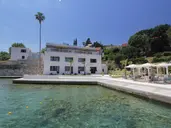 Kalamota Beach House