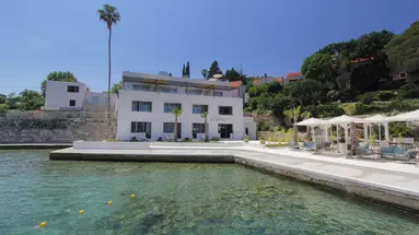 Kalamota Beach House