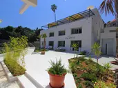 Kalamota Beach House