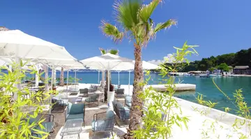 Kalamota Beach House