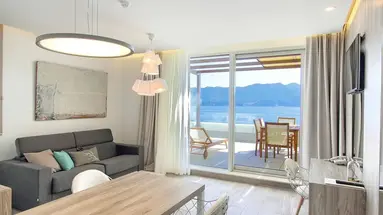 Kalamota Beach House