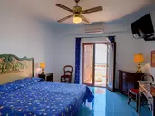 KALOS HOTEL